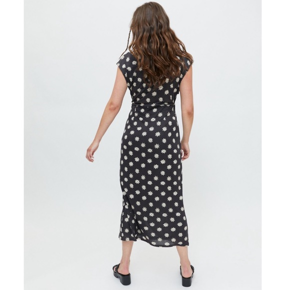 UO Zina Wrap Midi Dress - Picture 3 of 4